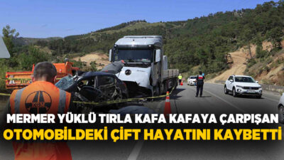 Antalya-Isparta yolunda direksiyon hakimiyetini kaybederek karşı yönden gelen mermer blokların