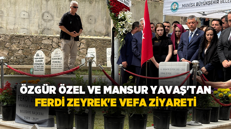  CHP'li Özgür Özel ile Ankara Büyükşehir Belediye Başkanı Mansur Yavaş,
