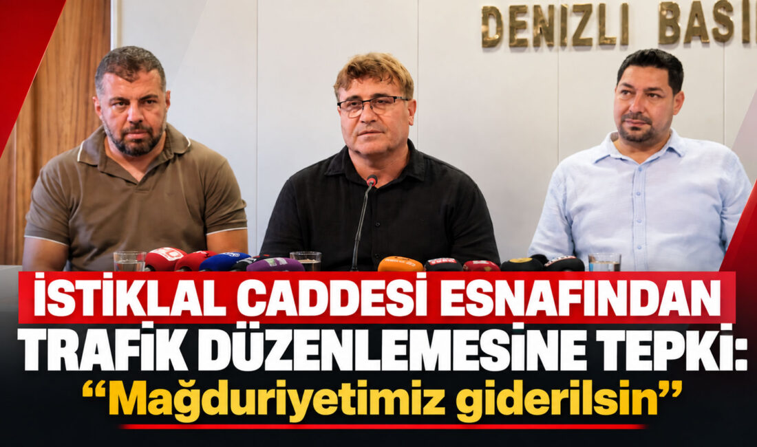Denizli’nin Pamukkale ilçesinde Çınar Meydanı ile Pamukkale Belediyesi arasında kalan