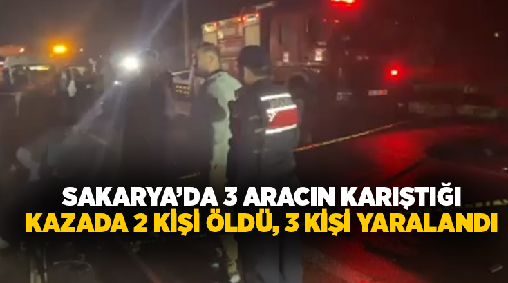 Sakarya’nın Geyve ilçesinde meyve yüklü traktör, hafif ticari araç ve