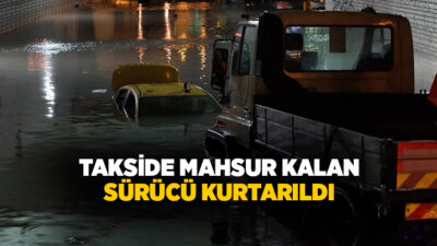 İstanbul Bakırköy’de cadde üzerindeki alt geçitte biriken suda mahsur kalan