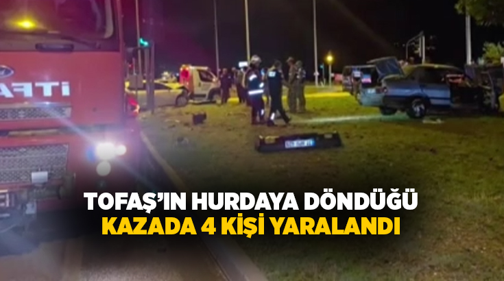 Hatay’da 2 otomobilin çarpışmasıyla yaşanan kazada 4 kişi yaralandı. Kazada
